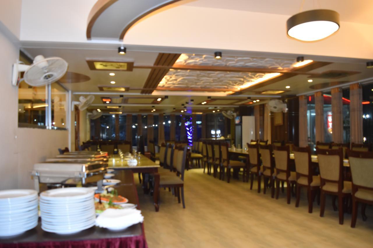 Hill Tower Hotel & Resort Cox's Bazar Buitenkant foto