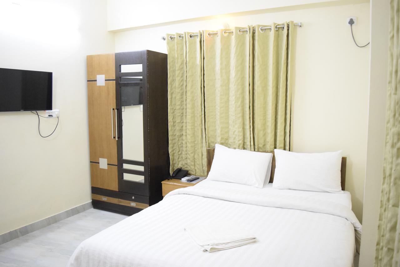 Hill Tower Hotel & Resort Cox's Bazar Buitenkant foto