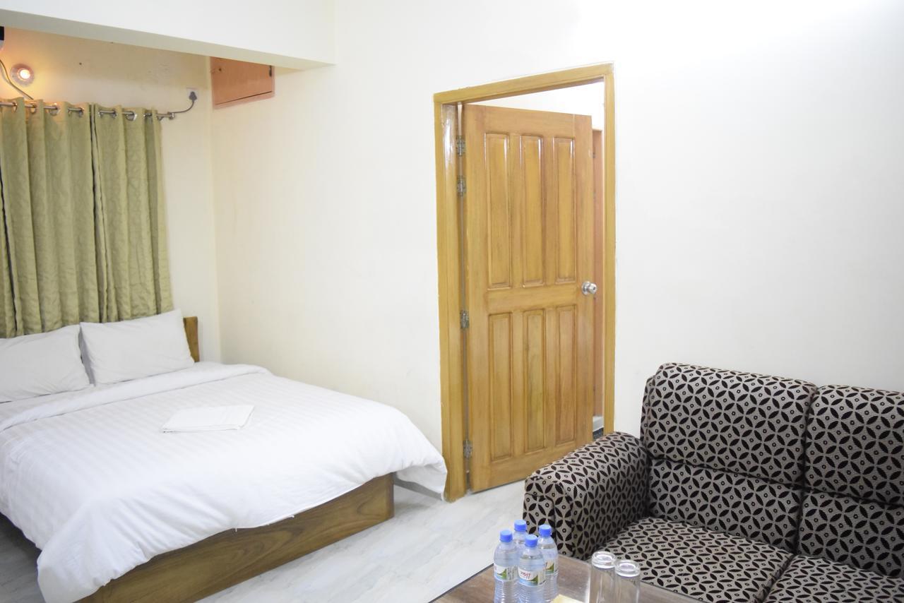 Hill Tower Hotel & Resort Cox's Bazar Buitenkant foto